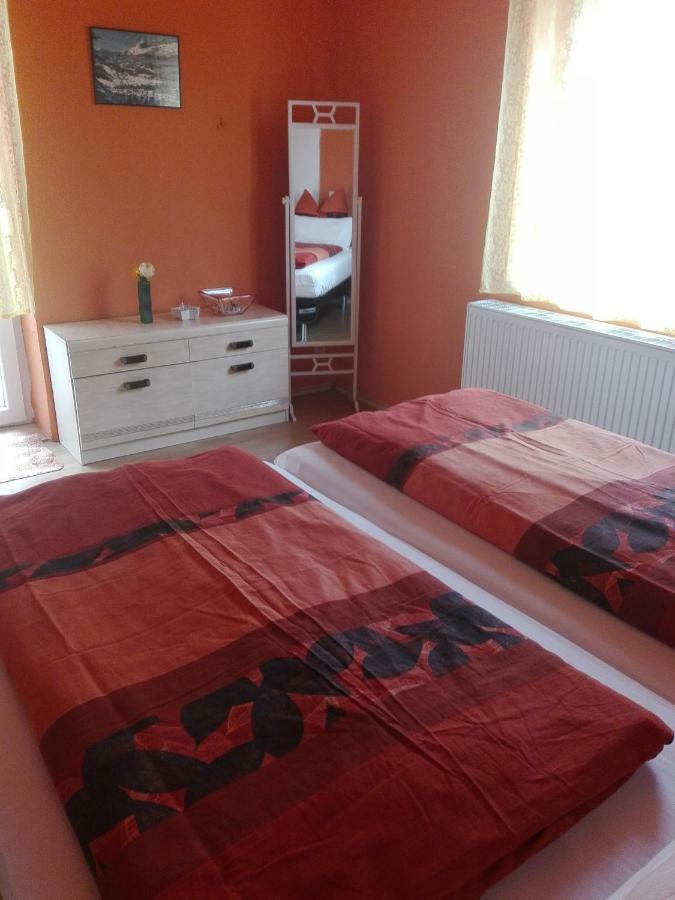 Apartament Gaestezimmer Fuchs Neuhausen auf den Fildern Zewnętrze zdjęcie